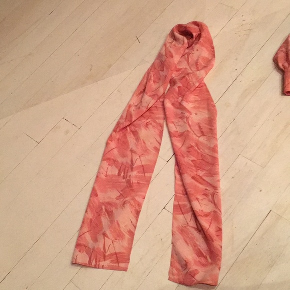 Silky blouse - Picture 4 of 5